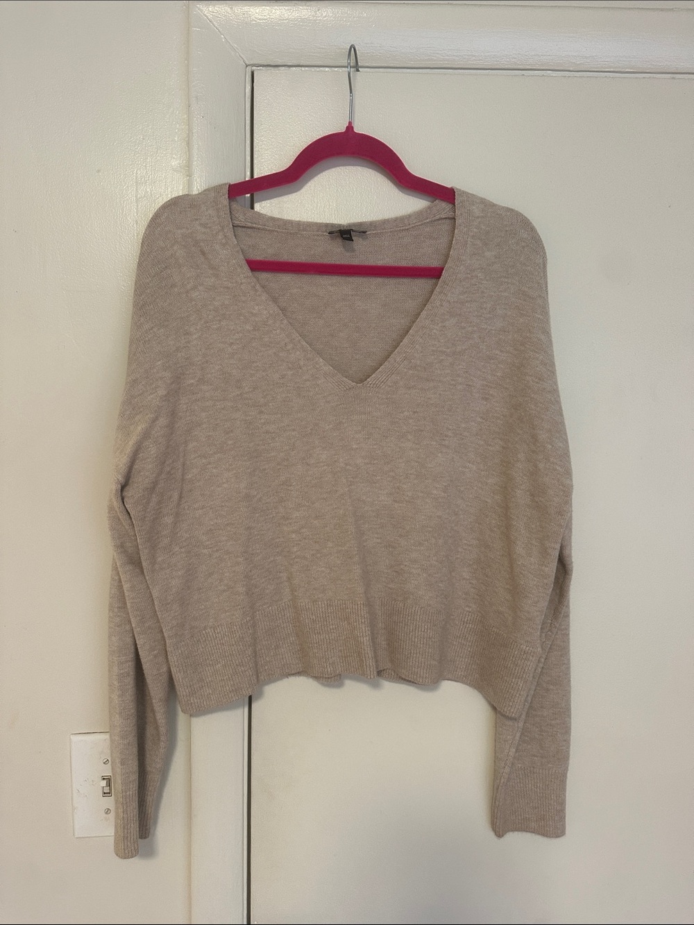 NWOT Express V Neck Sweater XS